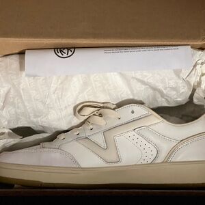 Lowland Cc Jmp R
Vintage Marshmallow
VN0007P2CD3
11.0
US
Men